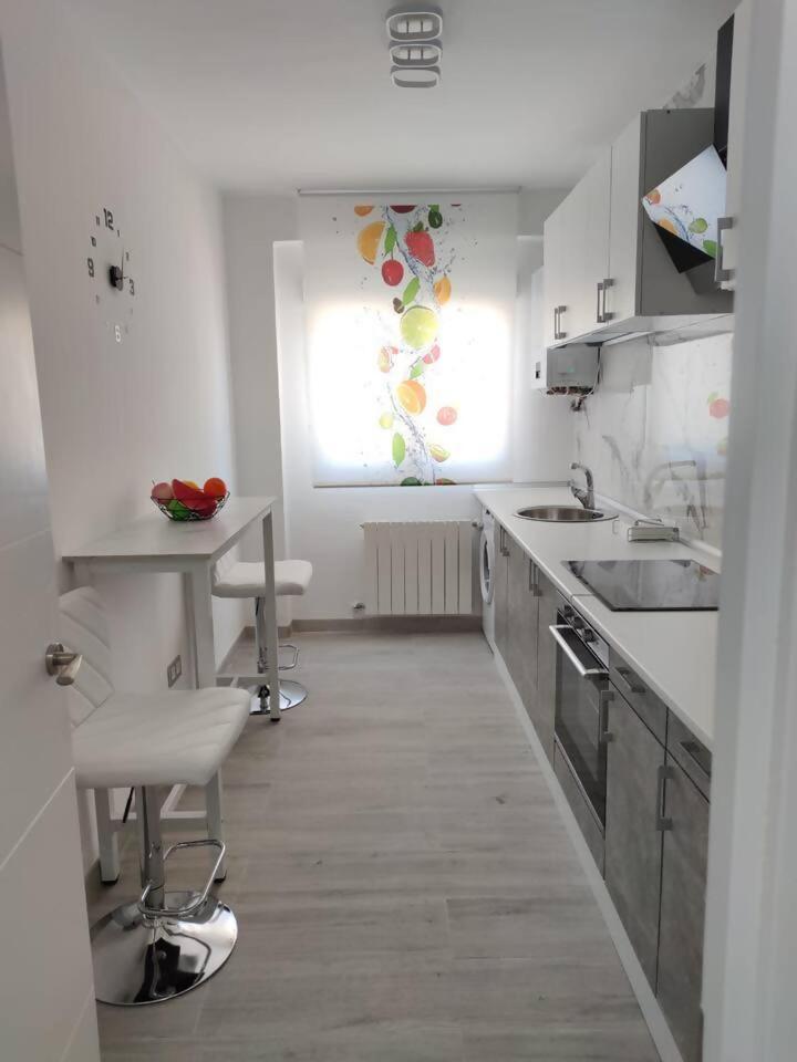 Apartamento Con Jacuzzi El Rincon De Las Delicias Zaragoza Exterior photo
